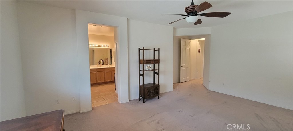 13833 Grant Way Property Photo 12