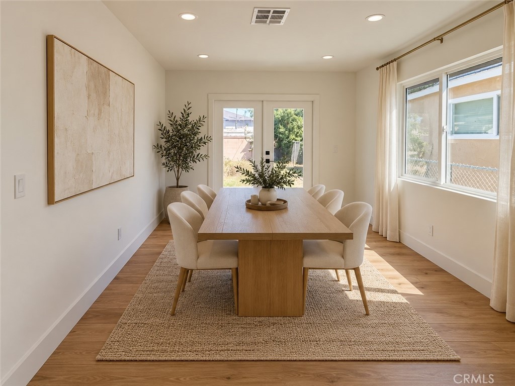 17904 Crenshaw Property Photo 3