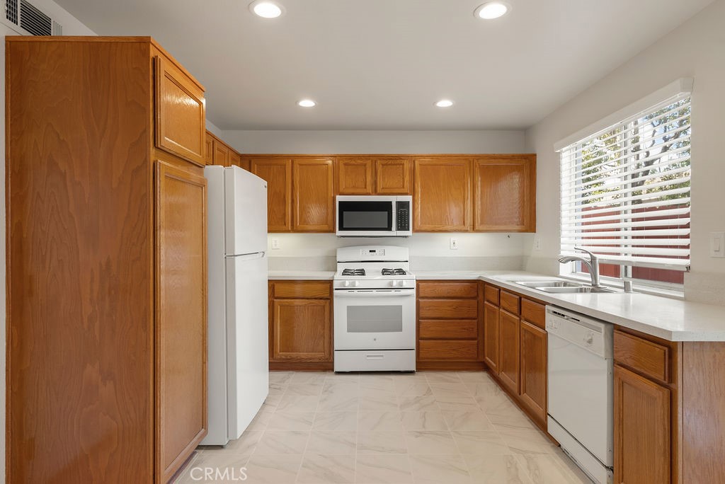 2037 Pine Hurst Property Photo 13