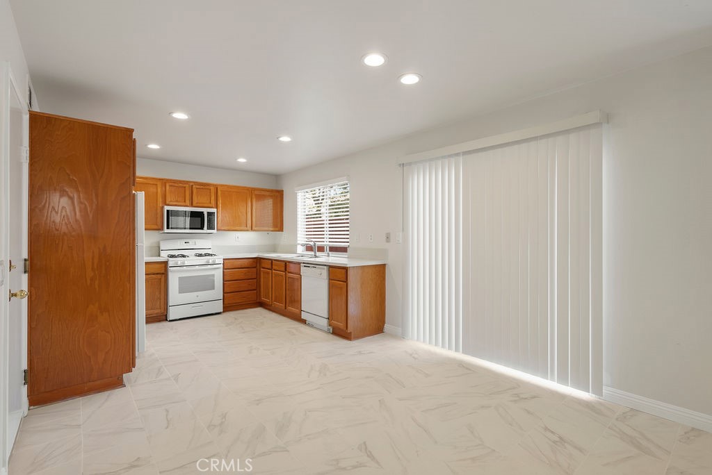 2037 Pine Hurst Property Photo 15
