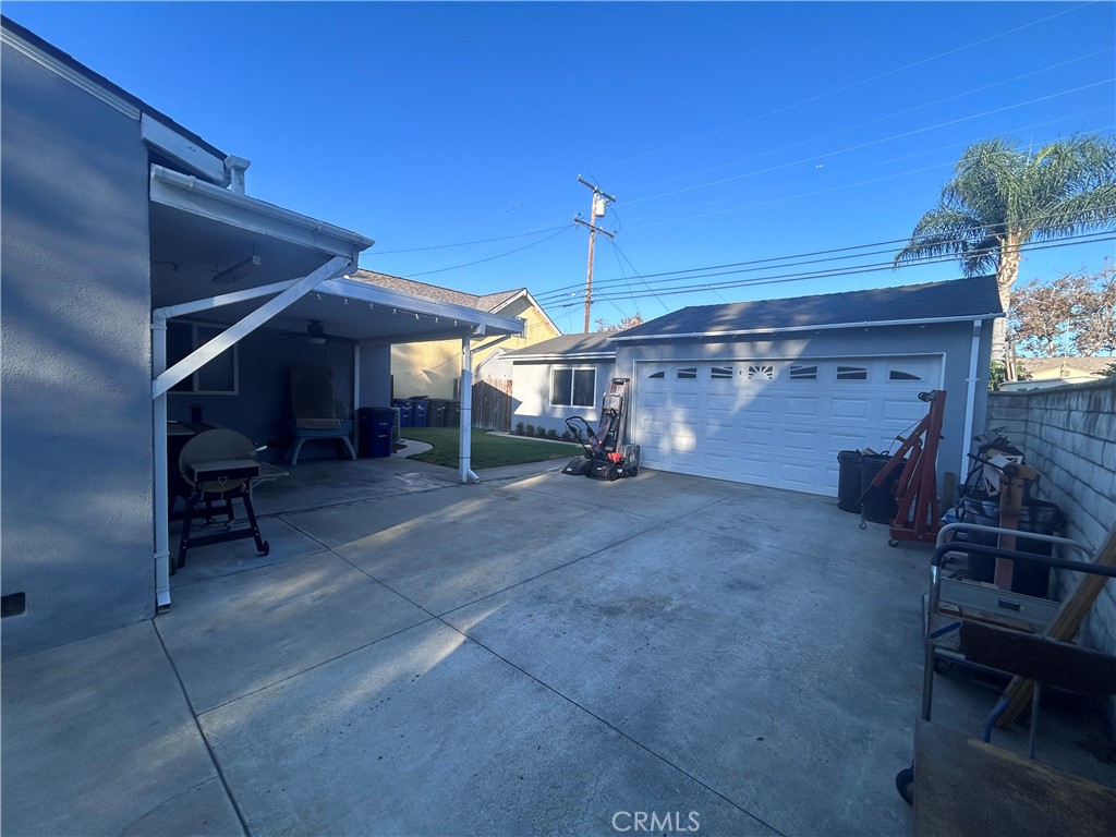 5938 Hersholt Avenue Property Photo 13