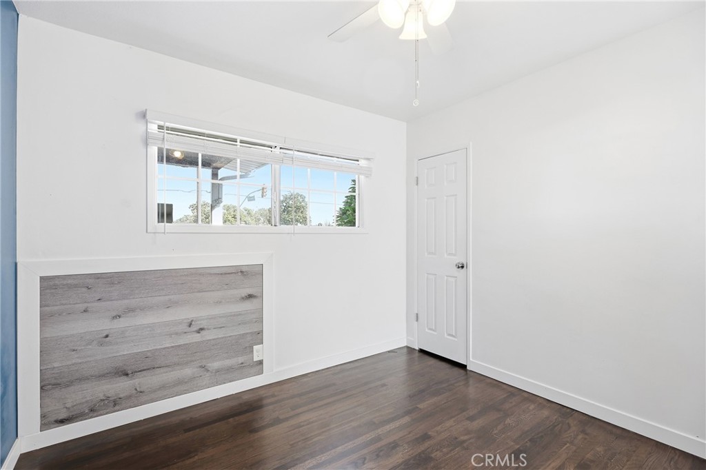 5557 Canehill Avenue Property Photo 16