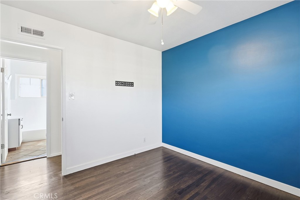 5557 Canehill Avenue Property Photo 17