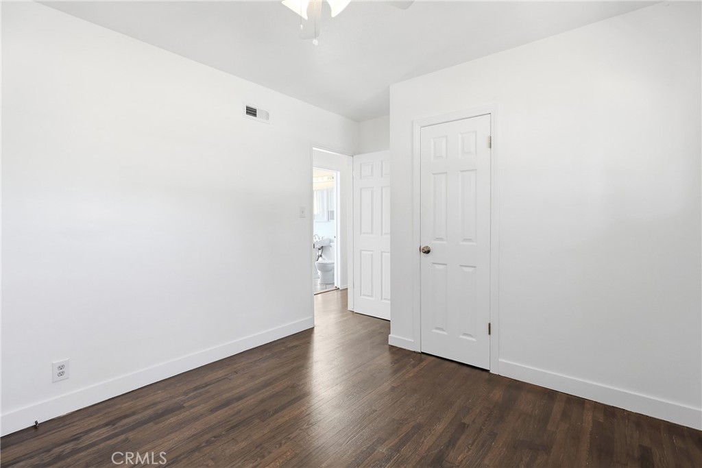 5557 Canehill Avenue Property Photo 20