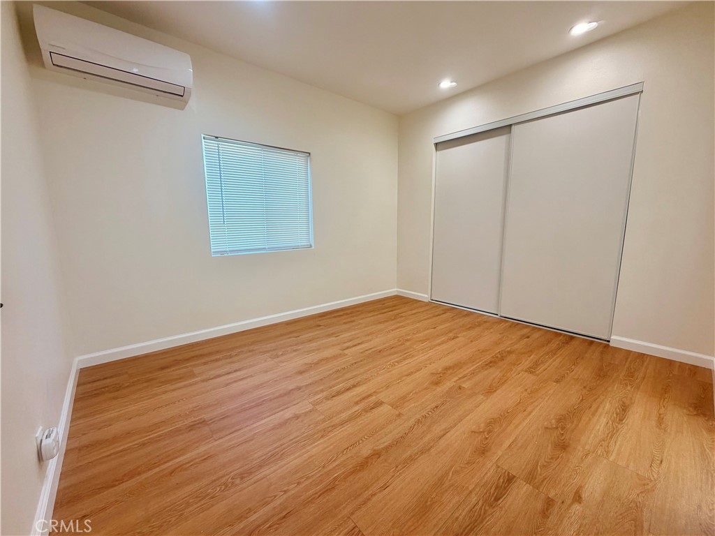 1434 E Sandison Property Photo 24