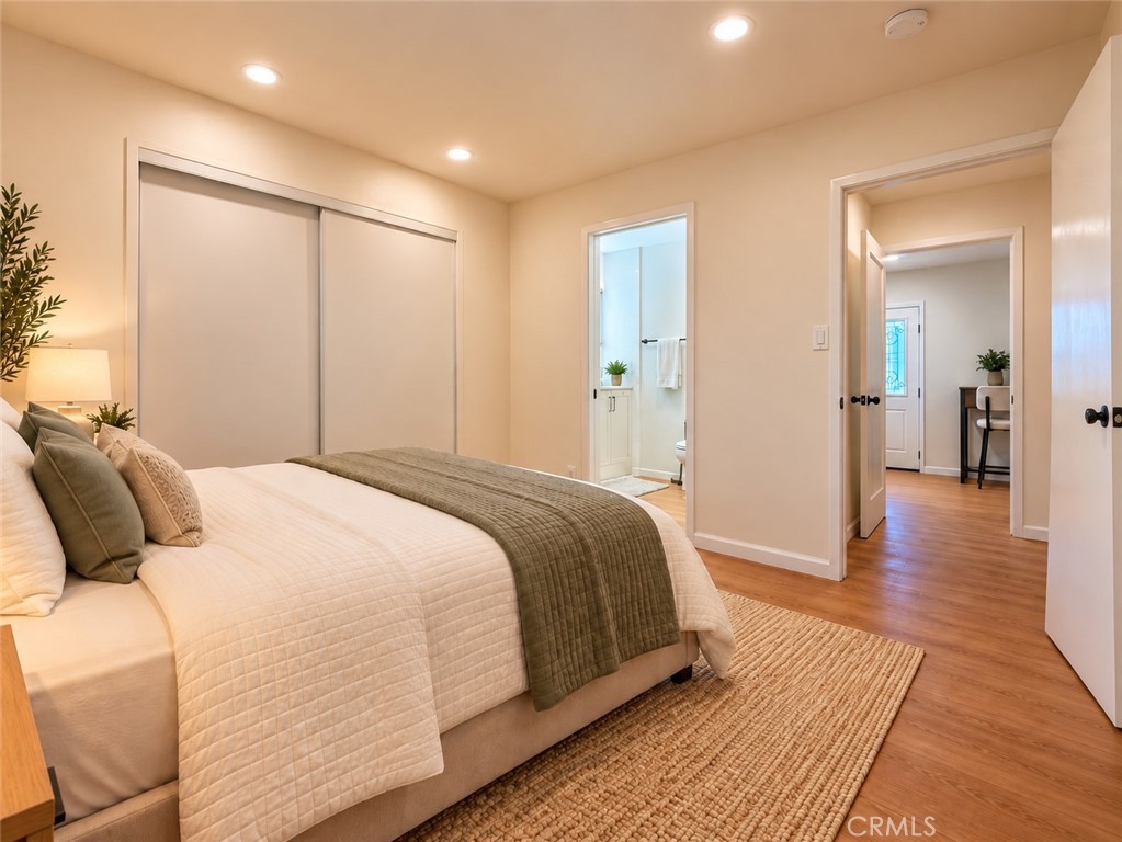 1434 E Sandison Property Photo 25