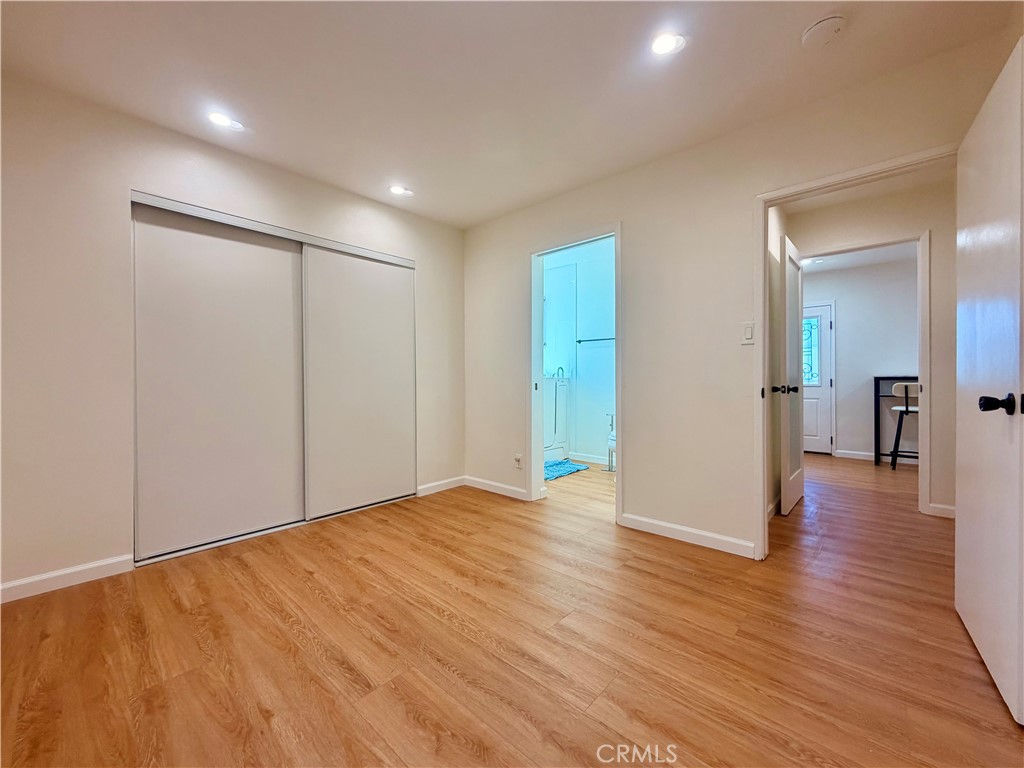 1434 E Sandison Property Photo 26