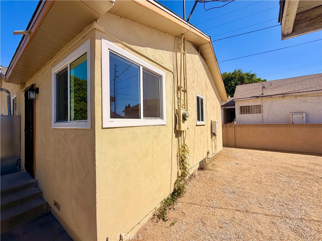 1434 E Sandison Property Photo 35