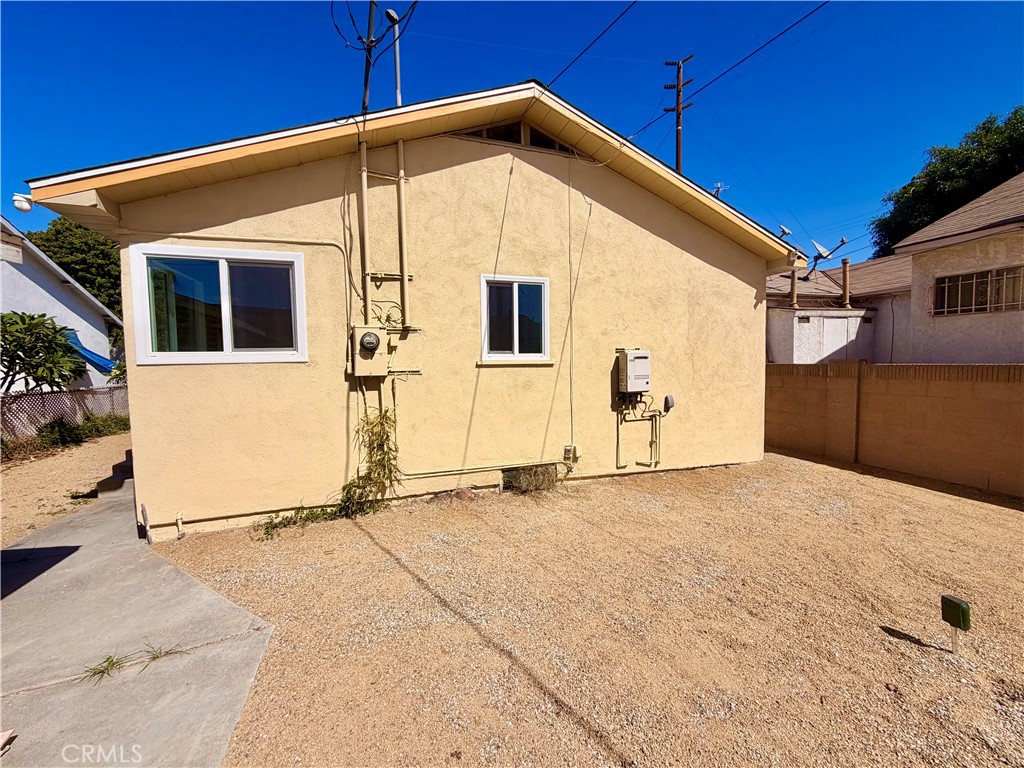 1434 E Sandison Property Photo 36