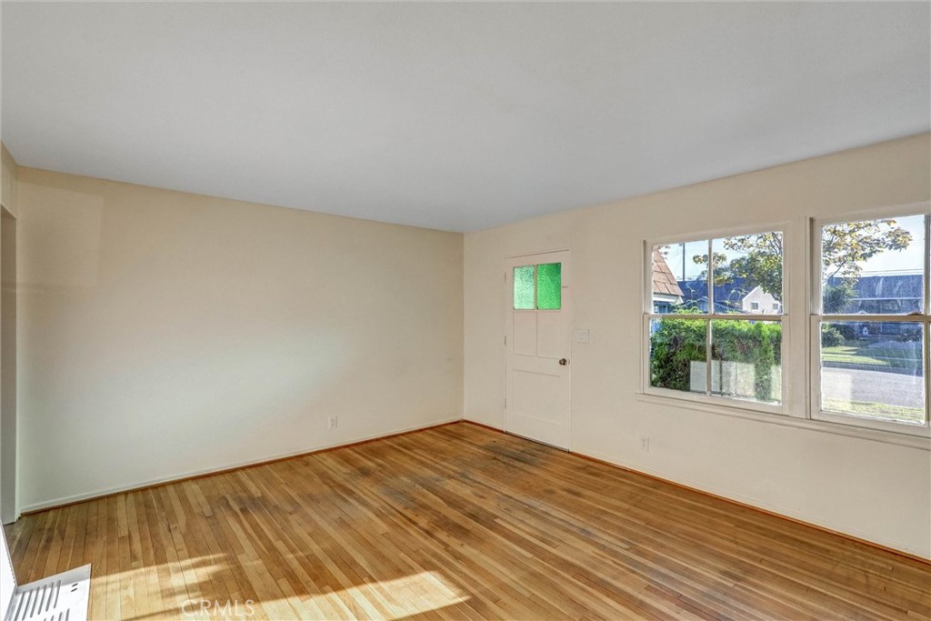 20915 Ely Property Photo 8