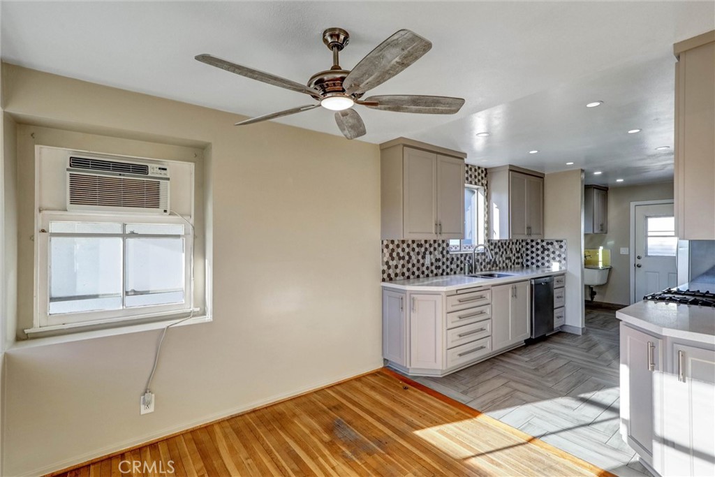 20915 Ely Property Photo 10