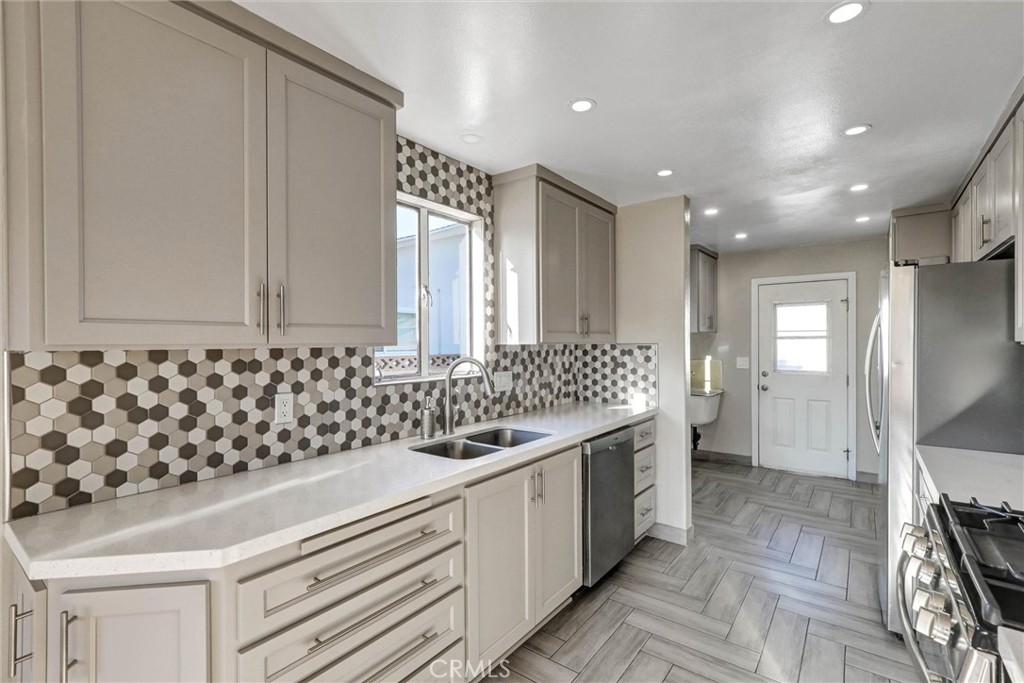 20915 Ely Property Photo 15