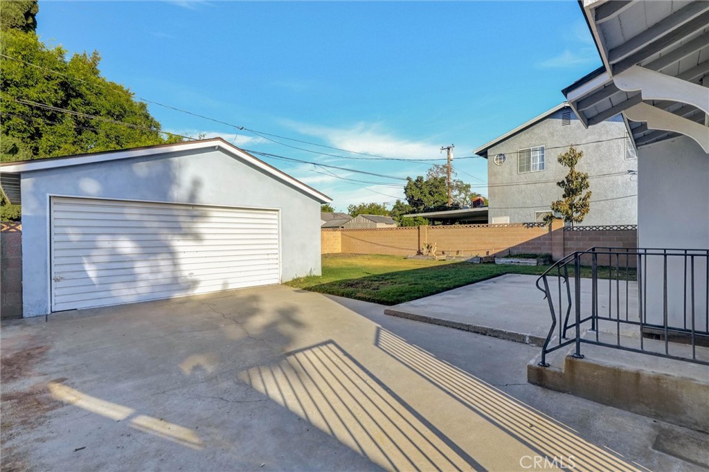 20915 Ely Property Photo 27