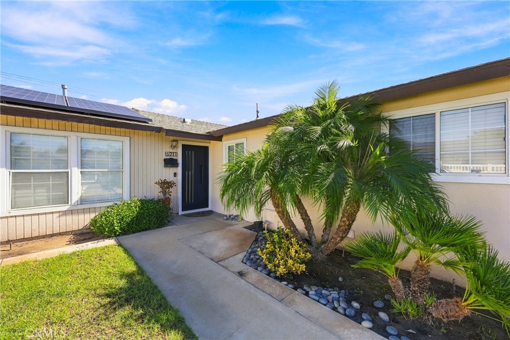 6211 San Ramon Way Property Photo 5