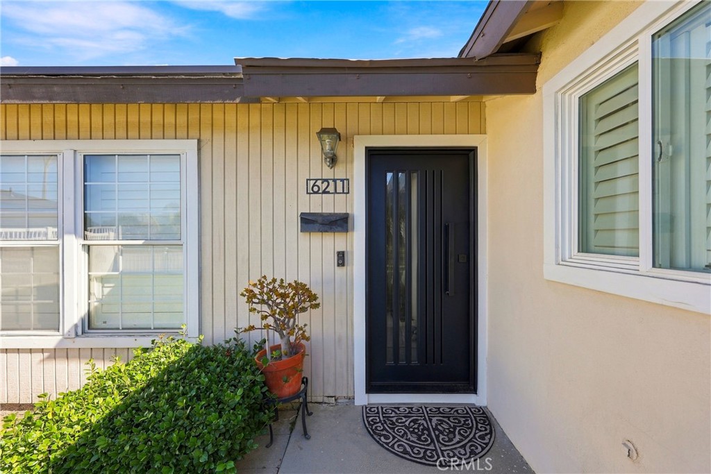 6211 San Ramon Way Property Photo 6