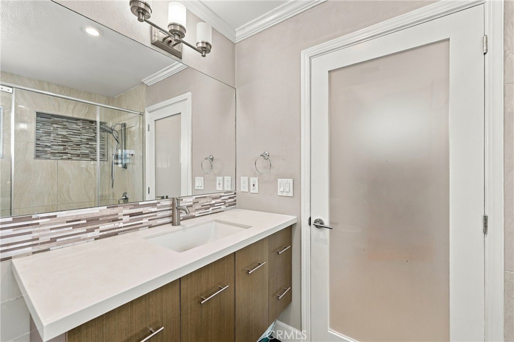 6211 San Ramon Way Property Photo 16