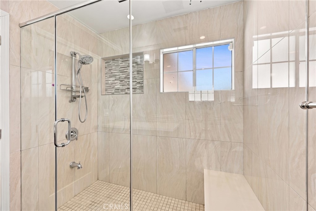 6211 San Ramon Way Property Photo 17