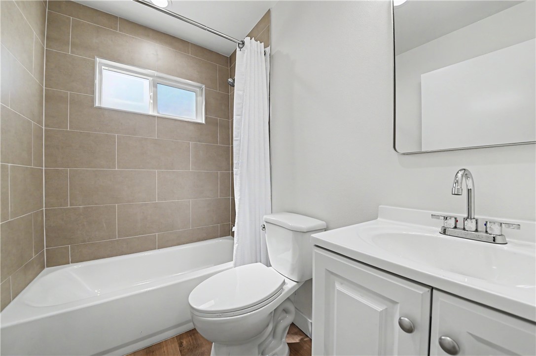 2217 San Francisco Avenue A Property Photo 11