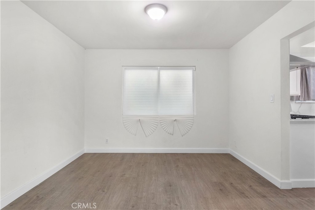 10829 Firmona Avenue Property Photo 14