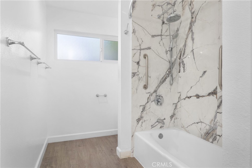 10829 Firmona Avenue Property Photo 20
