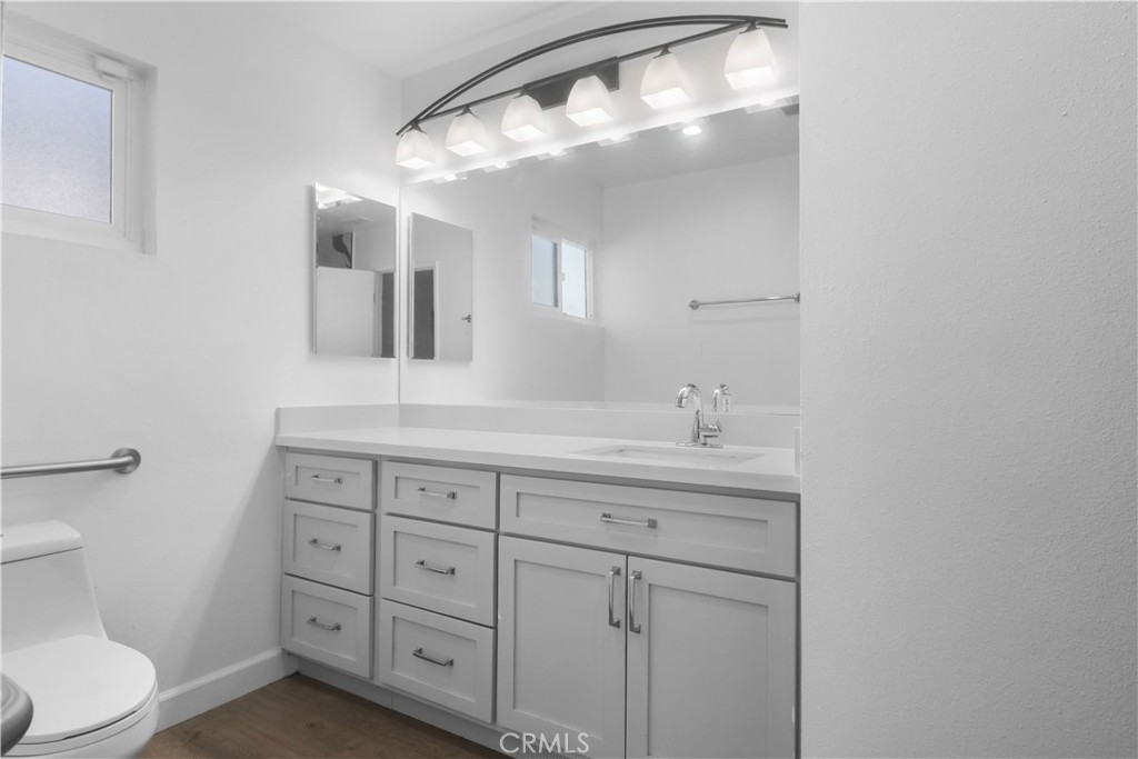 10829 Firmona Avenue Property Photo 29