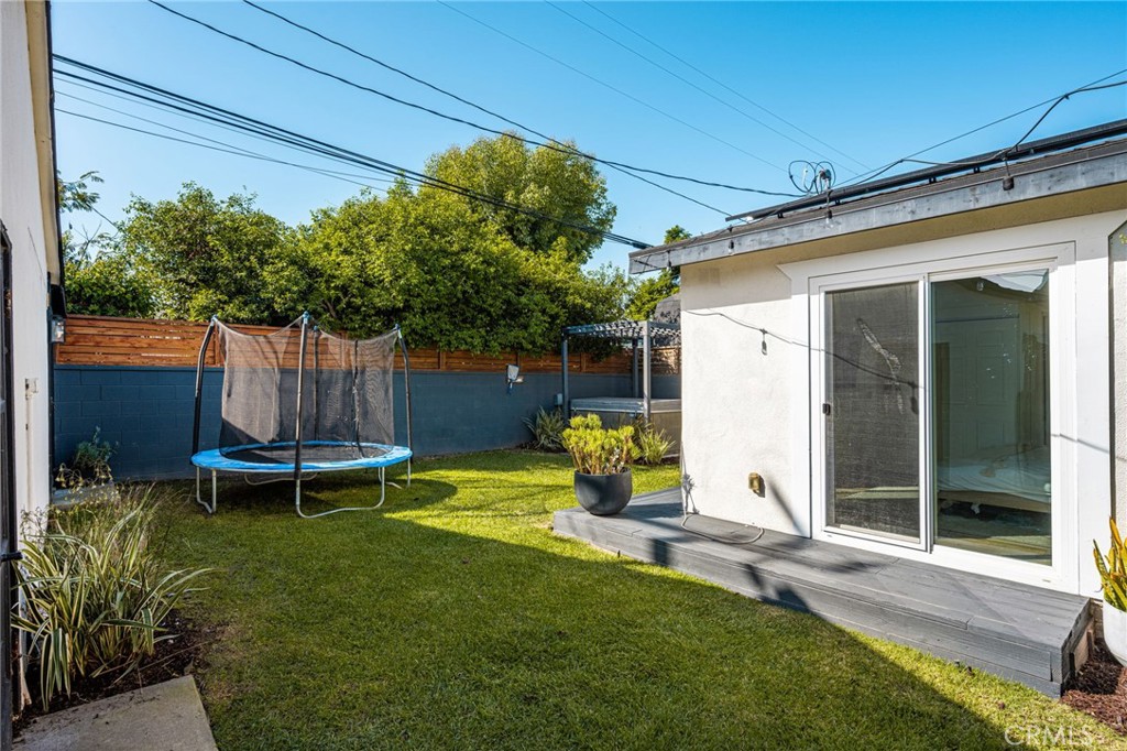 2071 Tevis Property Photo 54