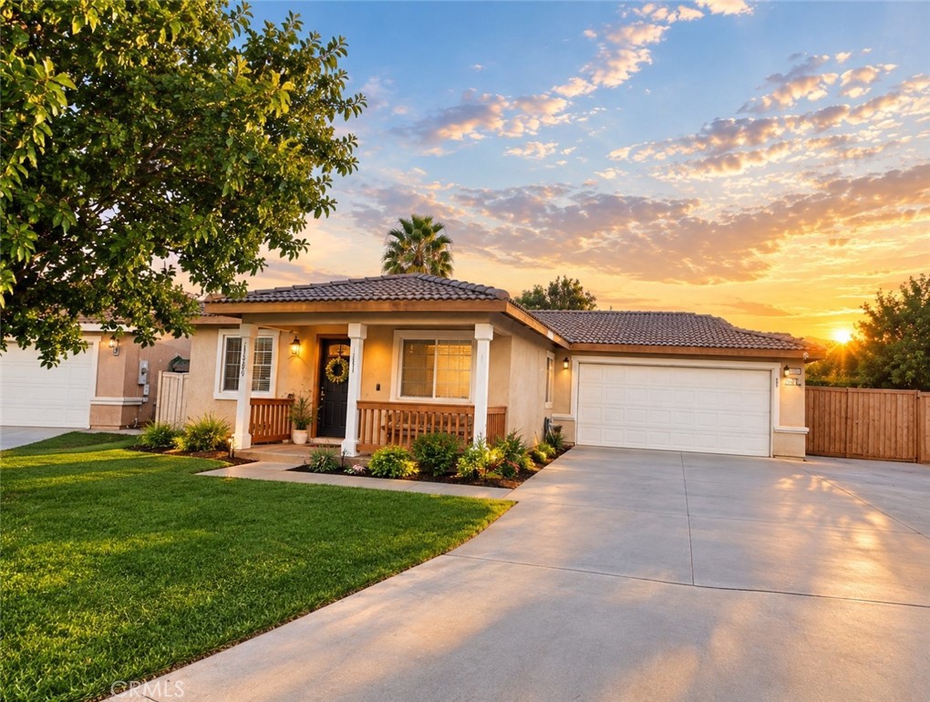 15550 Arobles Court Property Photo 1