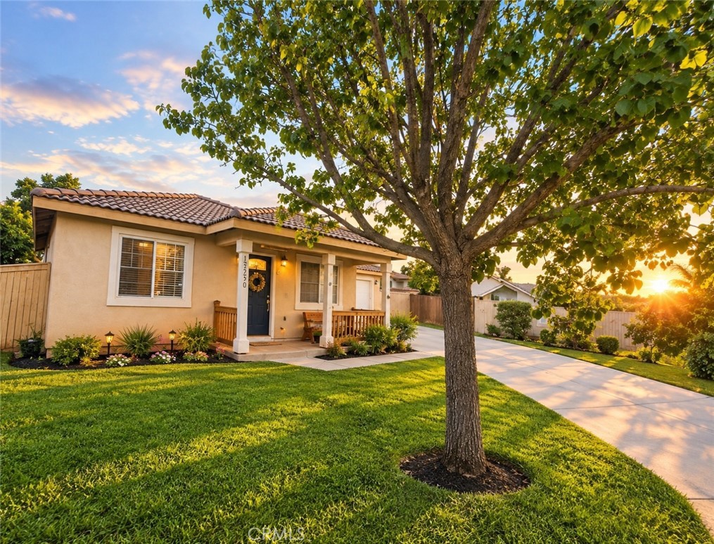15550 Arobles Court Property Photo 2