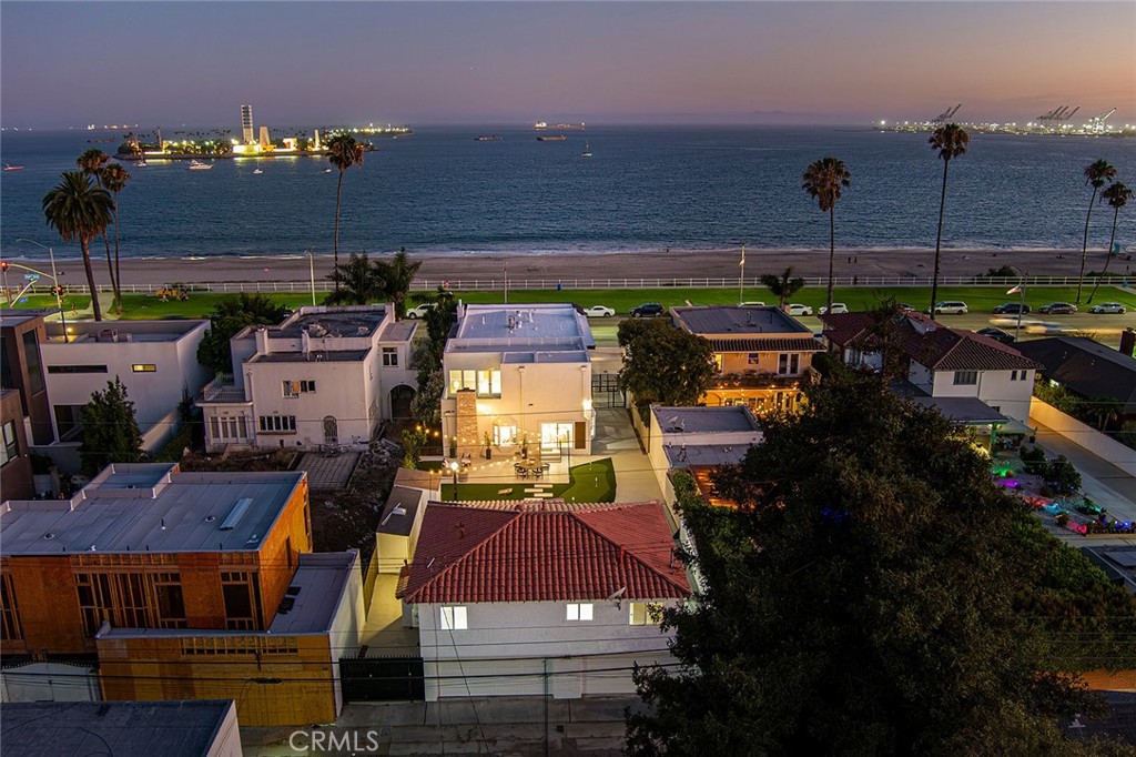 2747 E Ocean Boulevard Property Photo 70