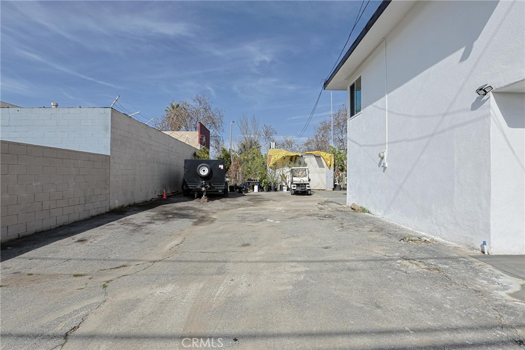 440 W Holt Property Photo 8