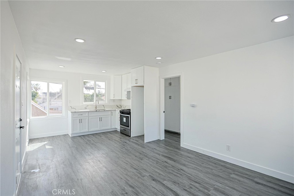 440 W Holt Property Photo 16