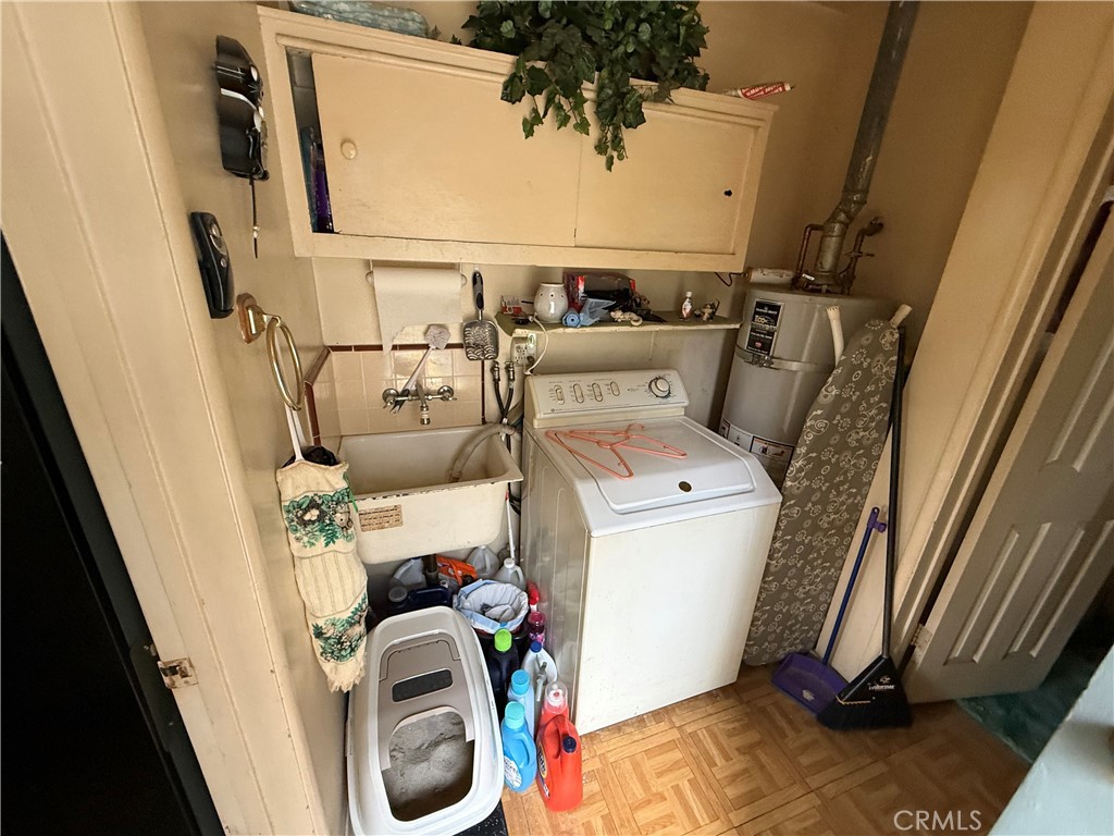 8039 Irondale Property Photo 3