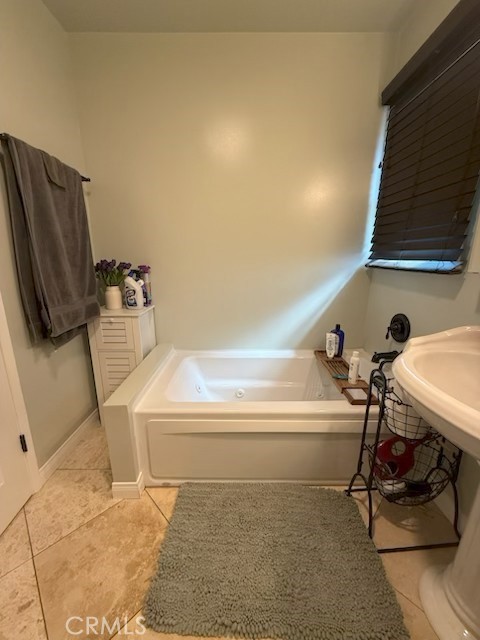 10709 S 8th Avenue Property Photo 13