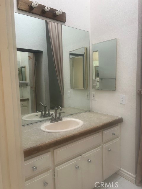 12750 Centralia 30 Property Photo 13
