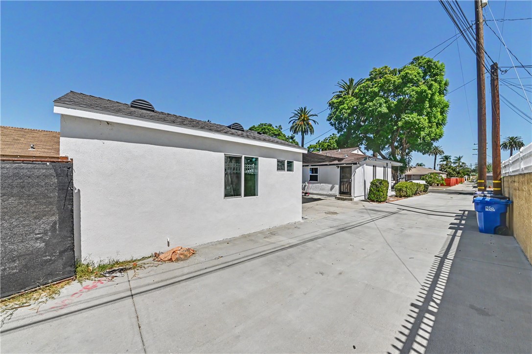 2217 San Francisco Avenue Property Photo 20