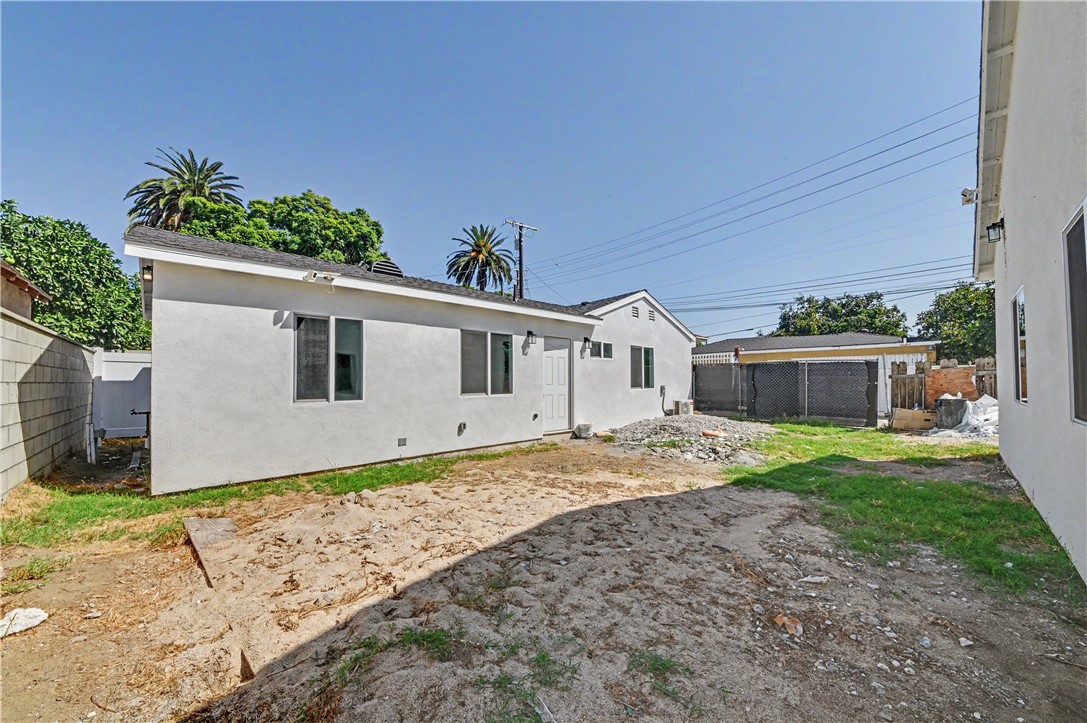 2217 San Francisco Avenue Property Photo 22