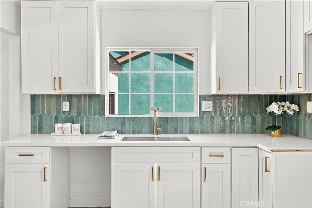 1334 School Property Photo 11