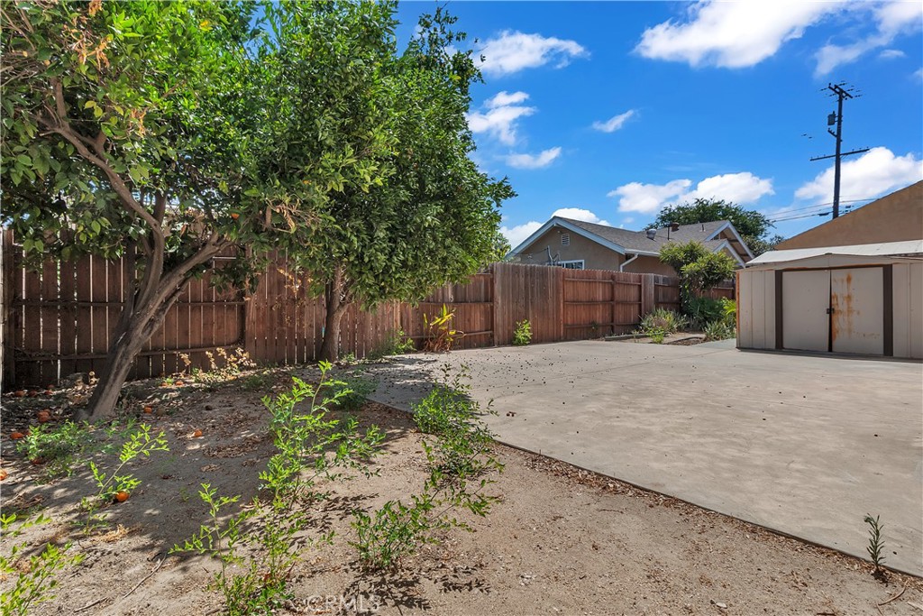9707 Flower Property Photo 35