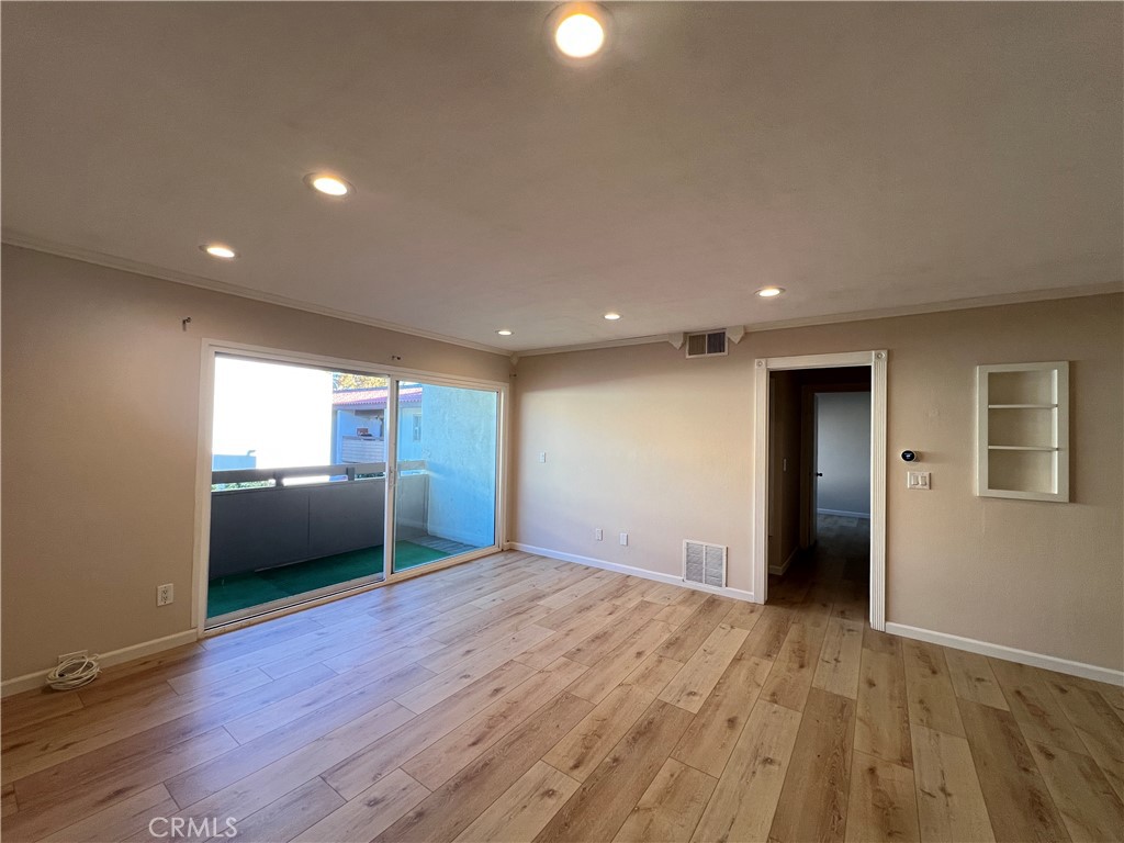 2521 W Sunflower Avenue H11 Property Photo 6