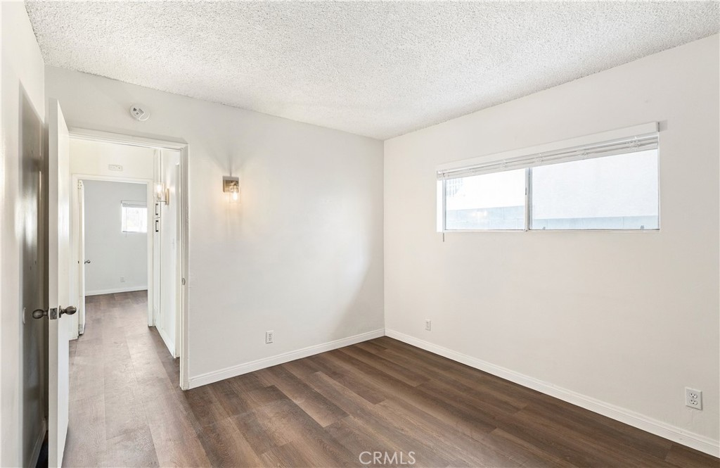 1074 252nd Property Photo 10