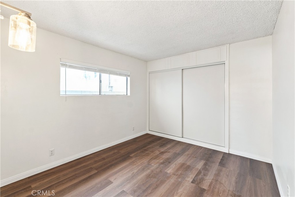 1074 252nd Property Photo 14