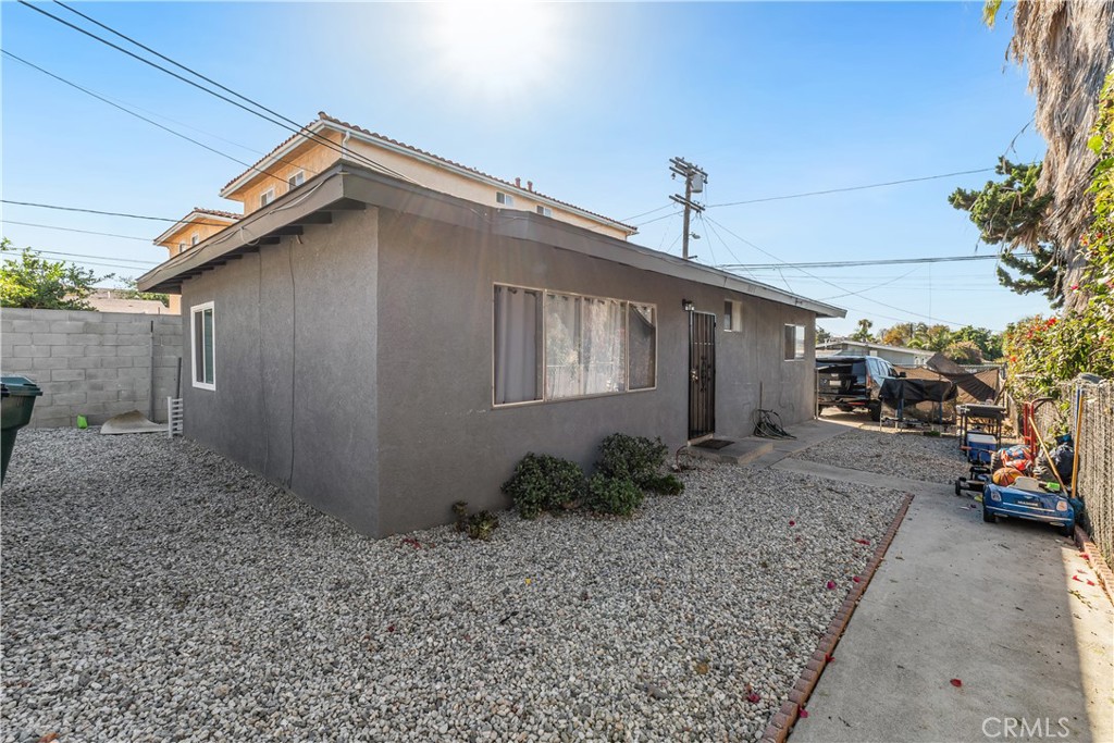 1074 252nd Property Photo 22