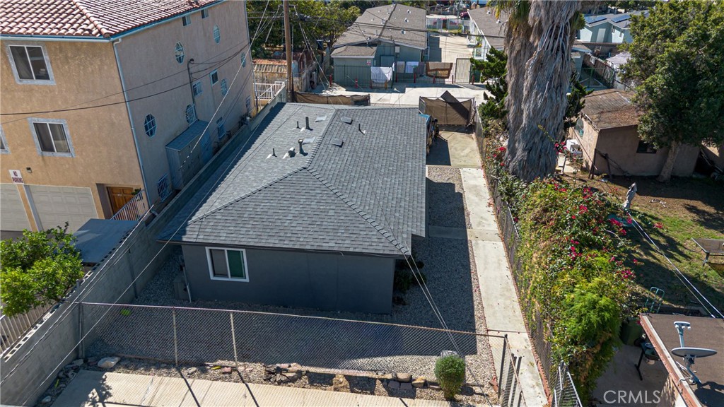 1074 252nd Property Photo 35