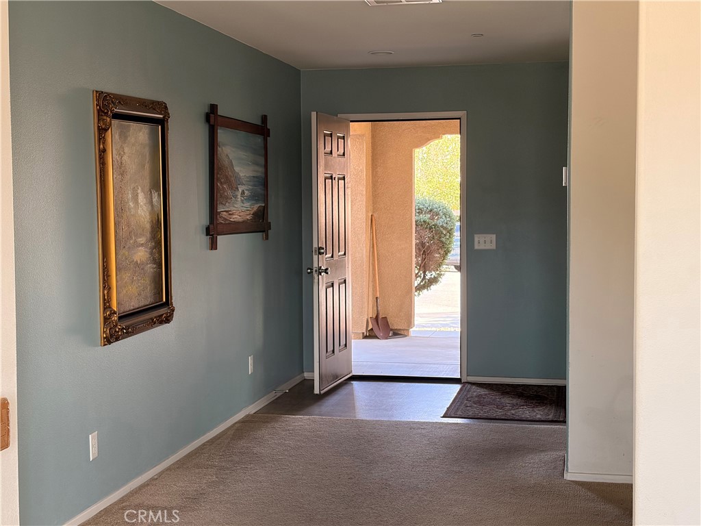 43109 Sandwest Court Property Photo 6