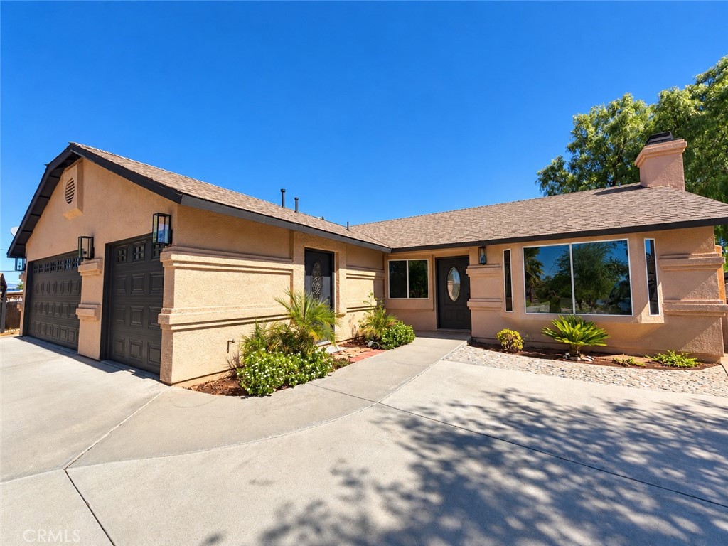 20895 Perry Street Property Photo 1