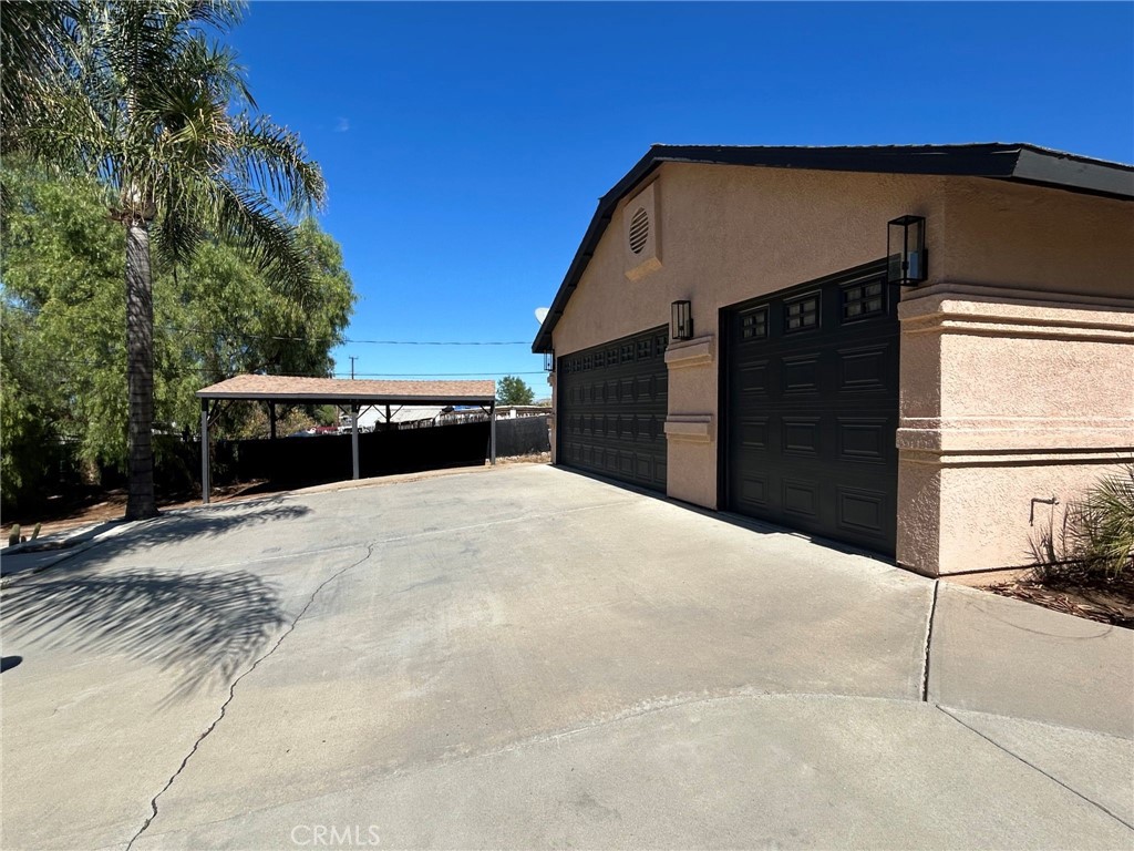 20895 Perry Street Property Photo 2