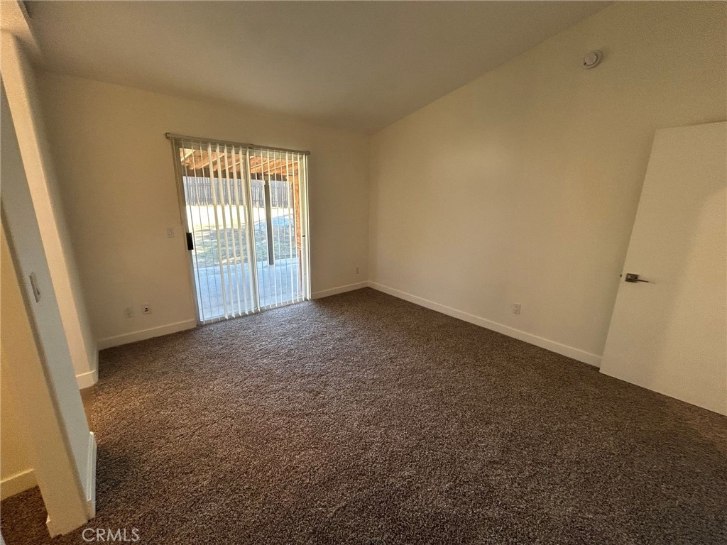 20895 Perry Street Property Photo 10