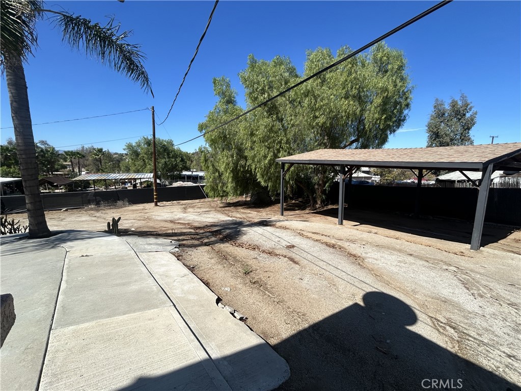 20895 Perry Street Property Photo 21