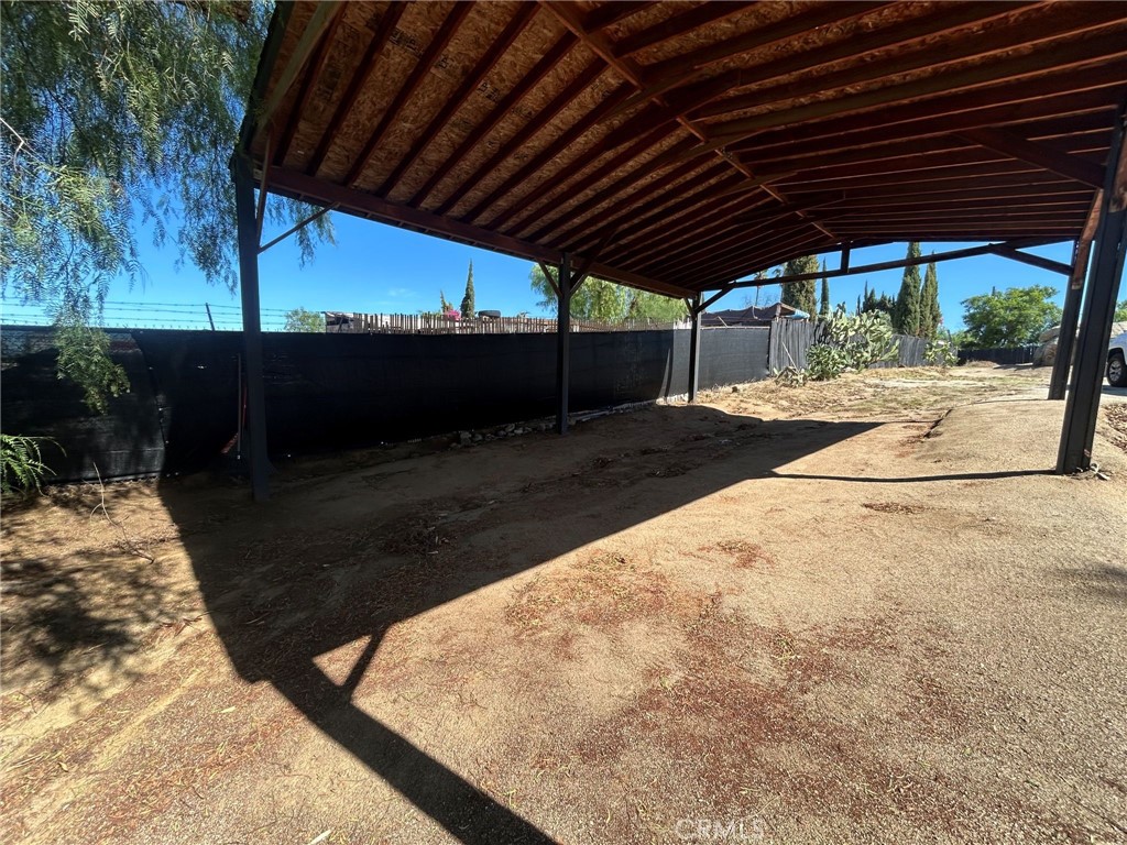 20895 Perry Street Property Photo 22