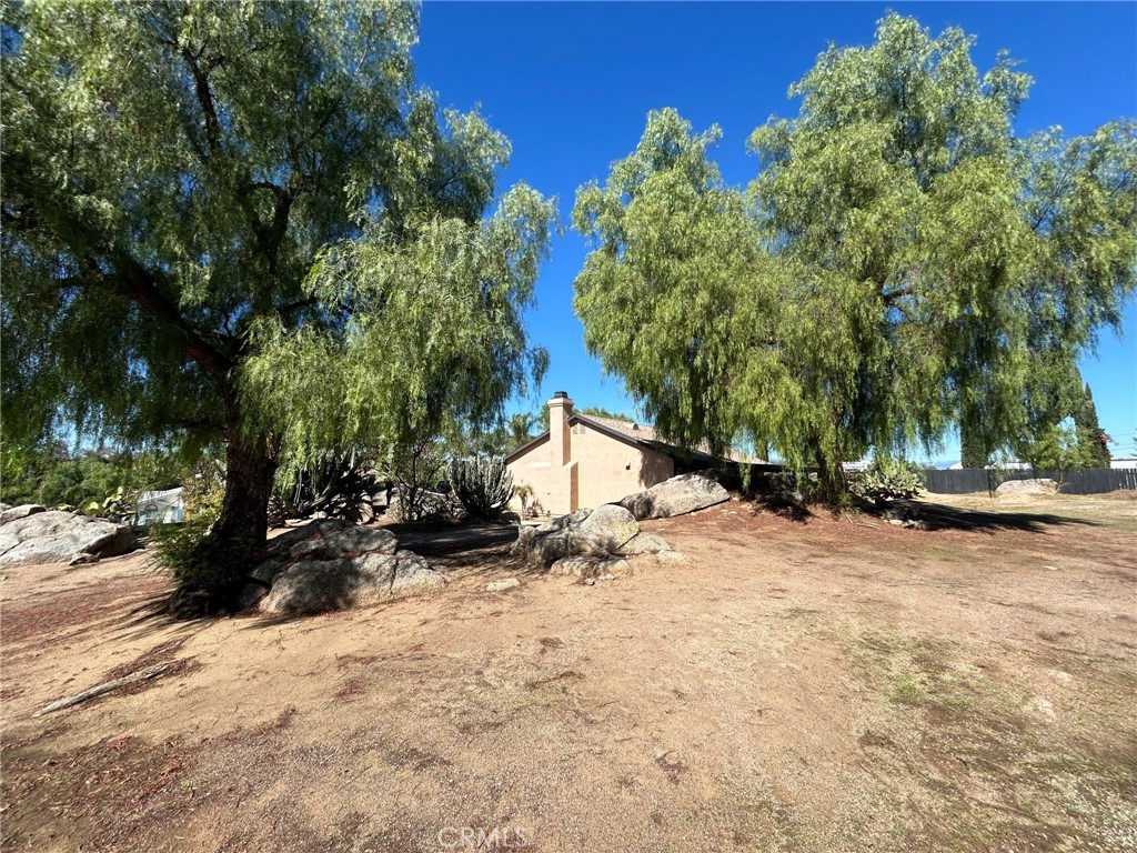 20895 Perry Street Property Photo 29